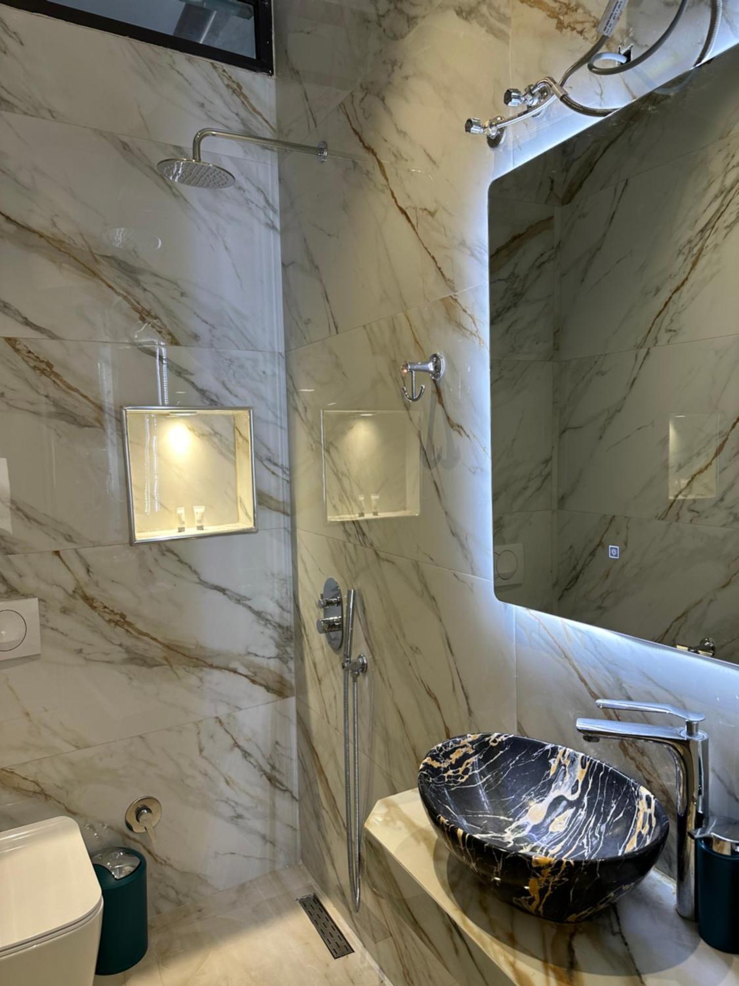 Troy Aparthotel Durrës Kültér fotó