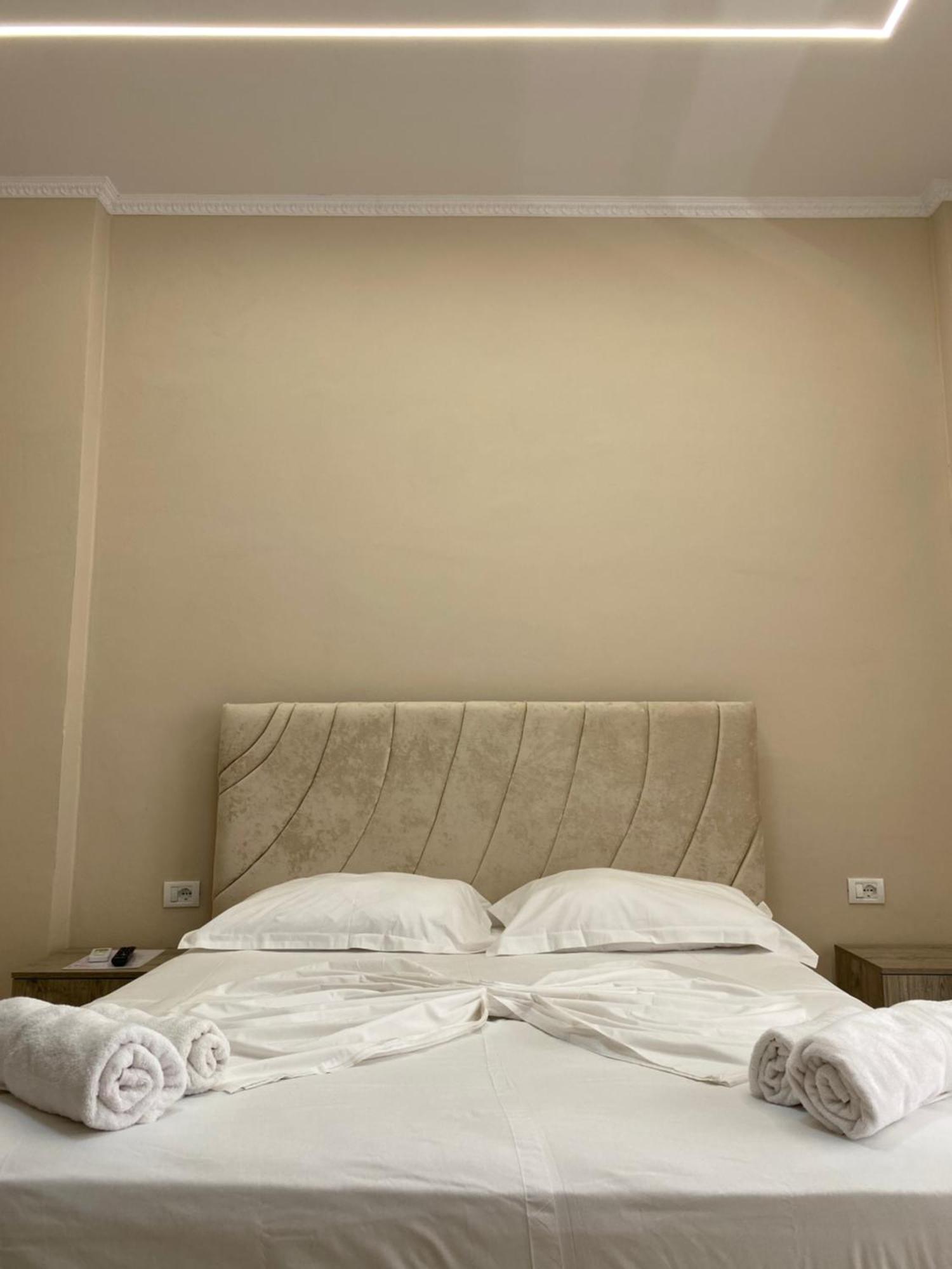 Troy Aparthotel Durrës Kültér fotó